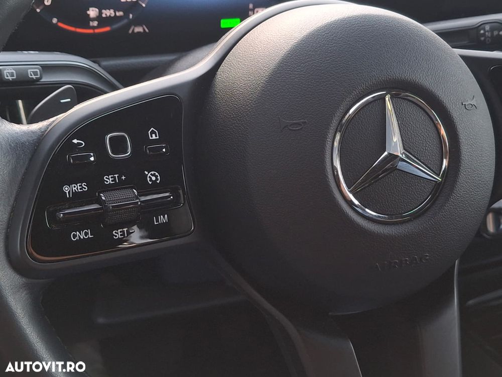 Mercedes-Benz GLA 250 e - 28