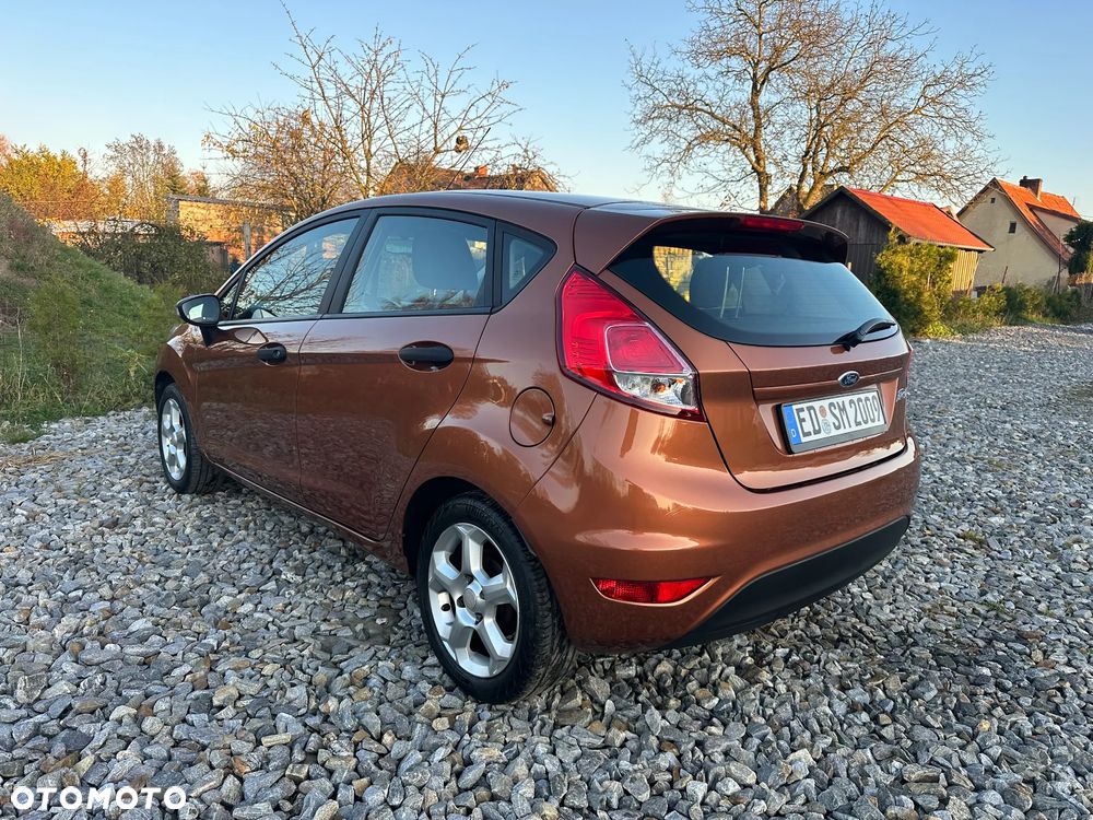 Ford Fiesta 1.25 Ambiente EU5 - 3