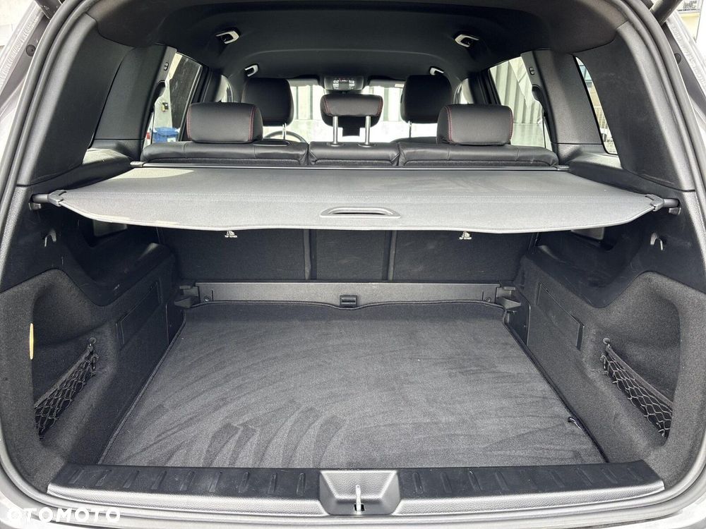 Mercedes-Benz GLB - 22