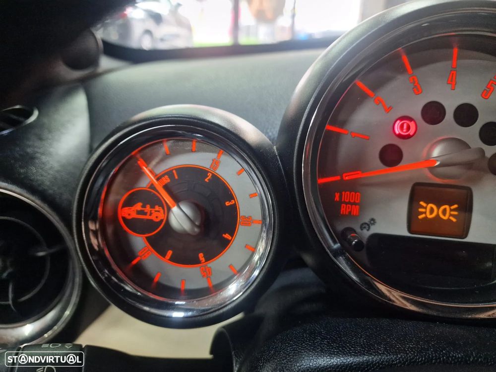 MINI Cabrio Cooper S - 22