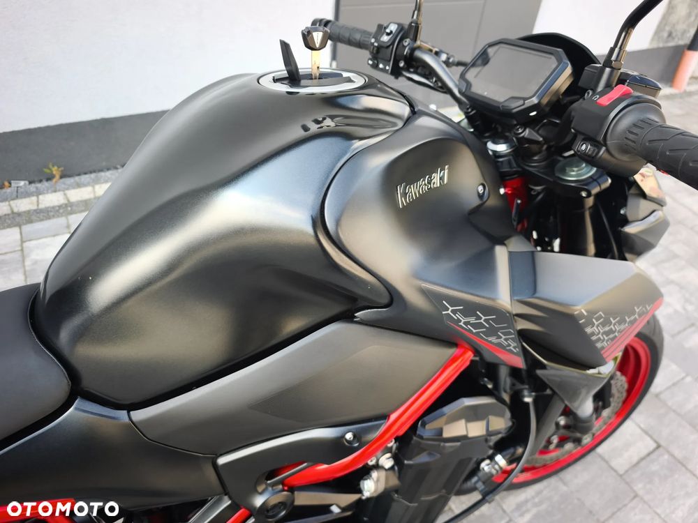 Kawasaki Z 900 - 21