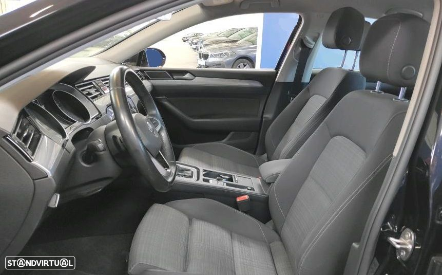 VW Passat 2.0 TDI Business DSG - 7