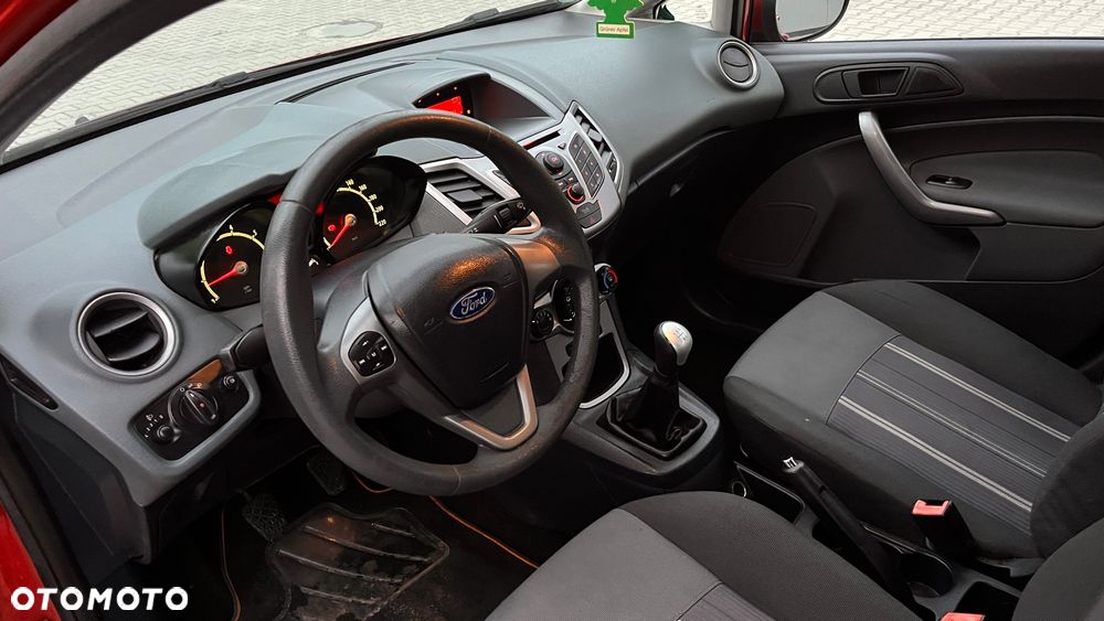 Ford Fiesta 1.25 Titanium - 10