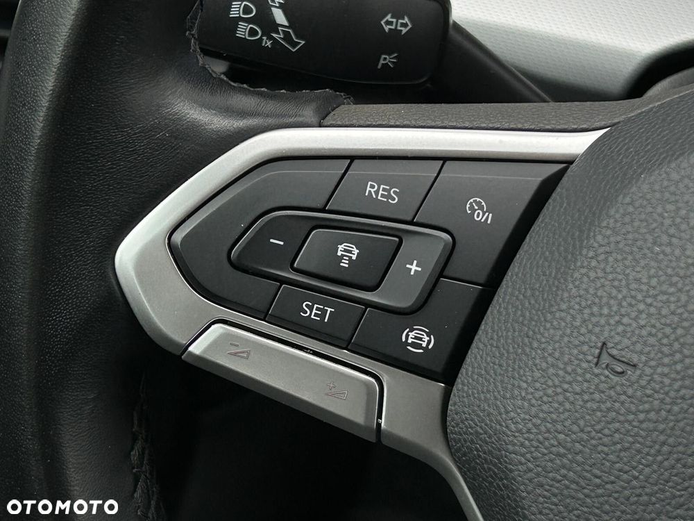 Volkswagen Golf 1.0 TSI - 21