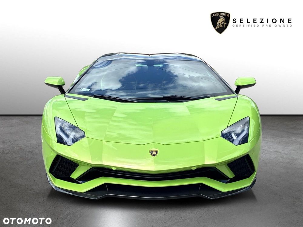 Lamborghini Aventador - 6