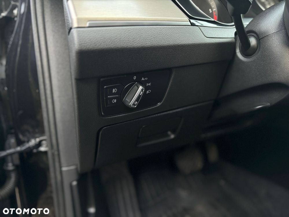 Volkswagen Passat 2.0 TDI BMT Highline DSG7 - 32