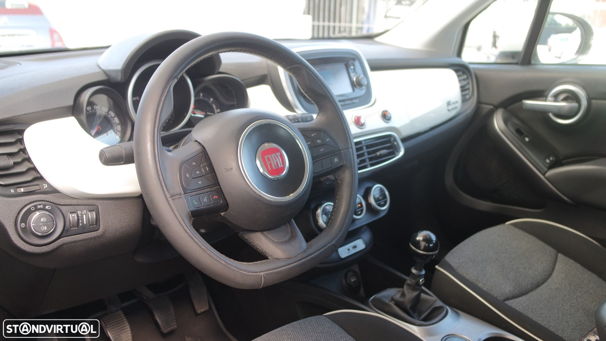 Fiat 500X 1.3 MJ Pop Star S&S - 11