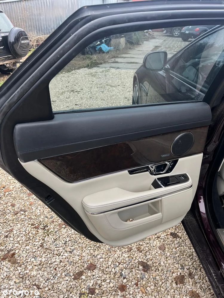 Jaguar XJ 3.0 D V6 XJ50 - 19