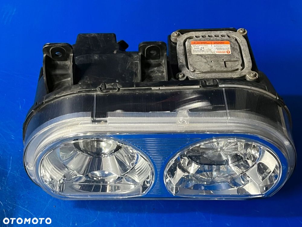 LAMPY BI XENON DODGE CHALLENGER KOMPLETNE BDB - 15