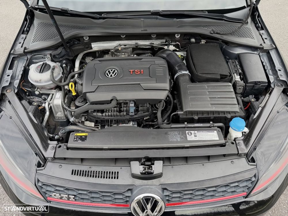 VW Golf GTI BlueMotion - 17