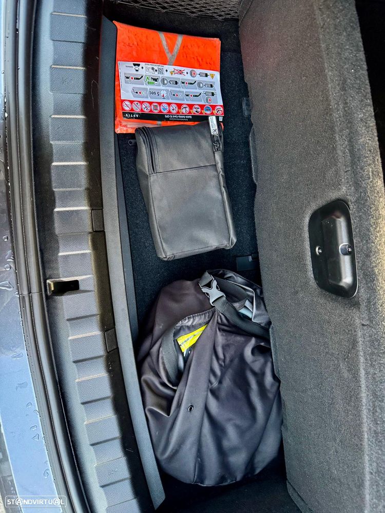 BMW 320 e Touring Aut. M Sport - 12