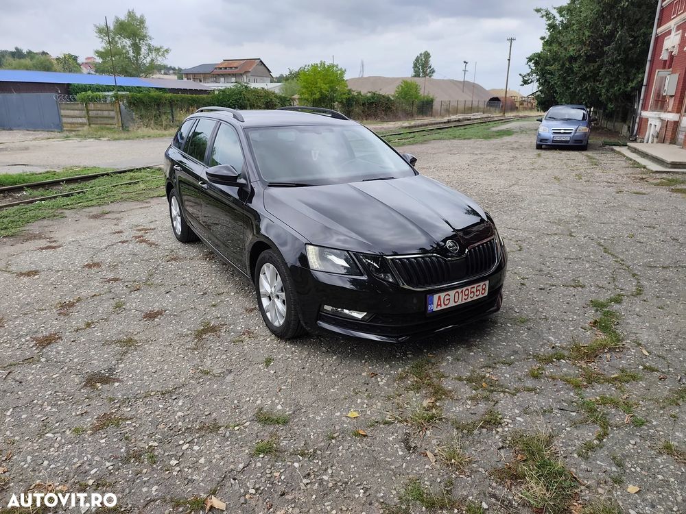 SKODA Octavia 2017 — imagine 13
