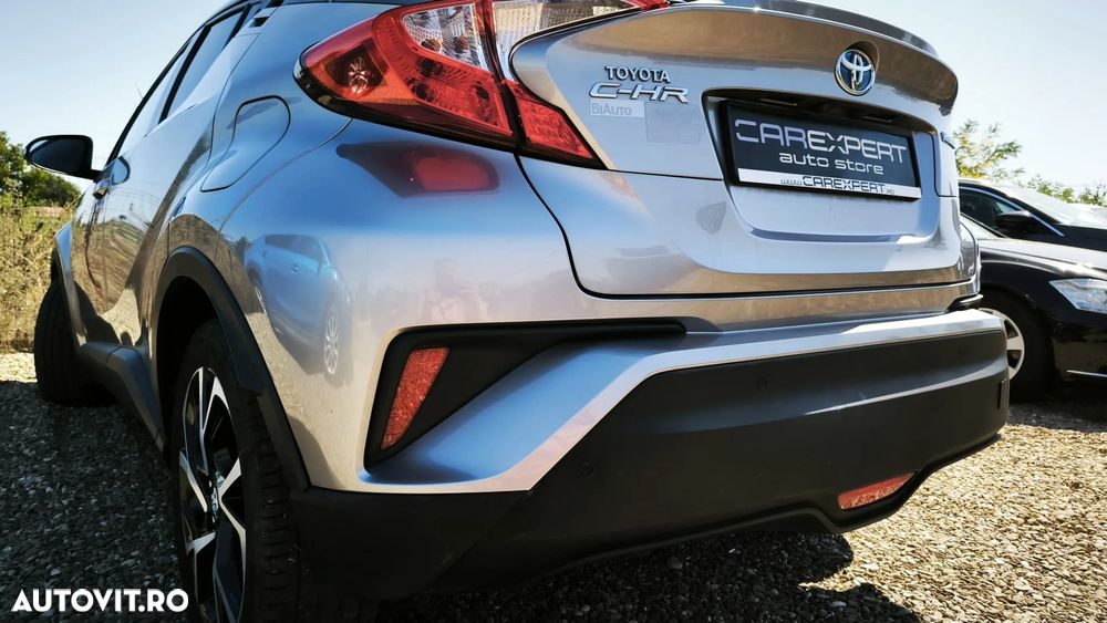 Toyota C-HR Hybrid Style - 4