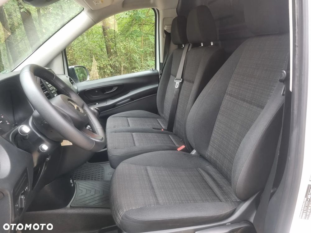 Mercedes-Benz Vito - 36