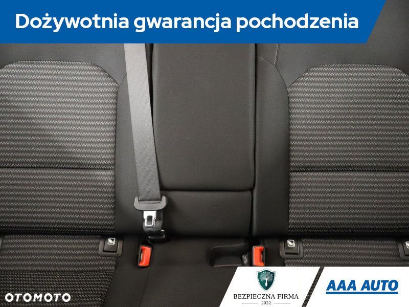 Kia Ceed - 12