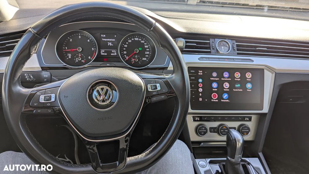 Volkswagen Passat 2.0 TDI (BlueMotion Technology) DSG Comfortline - 13
