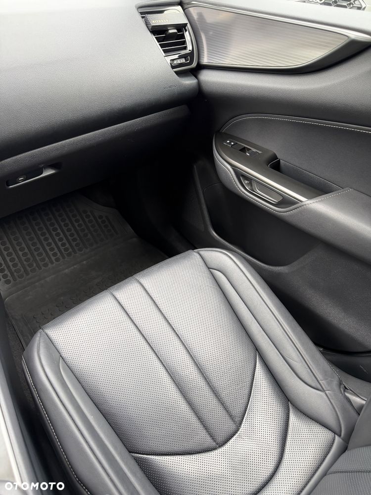 Lexus NX 450h+ F Sport AWD - 32