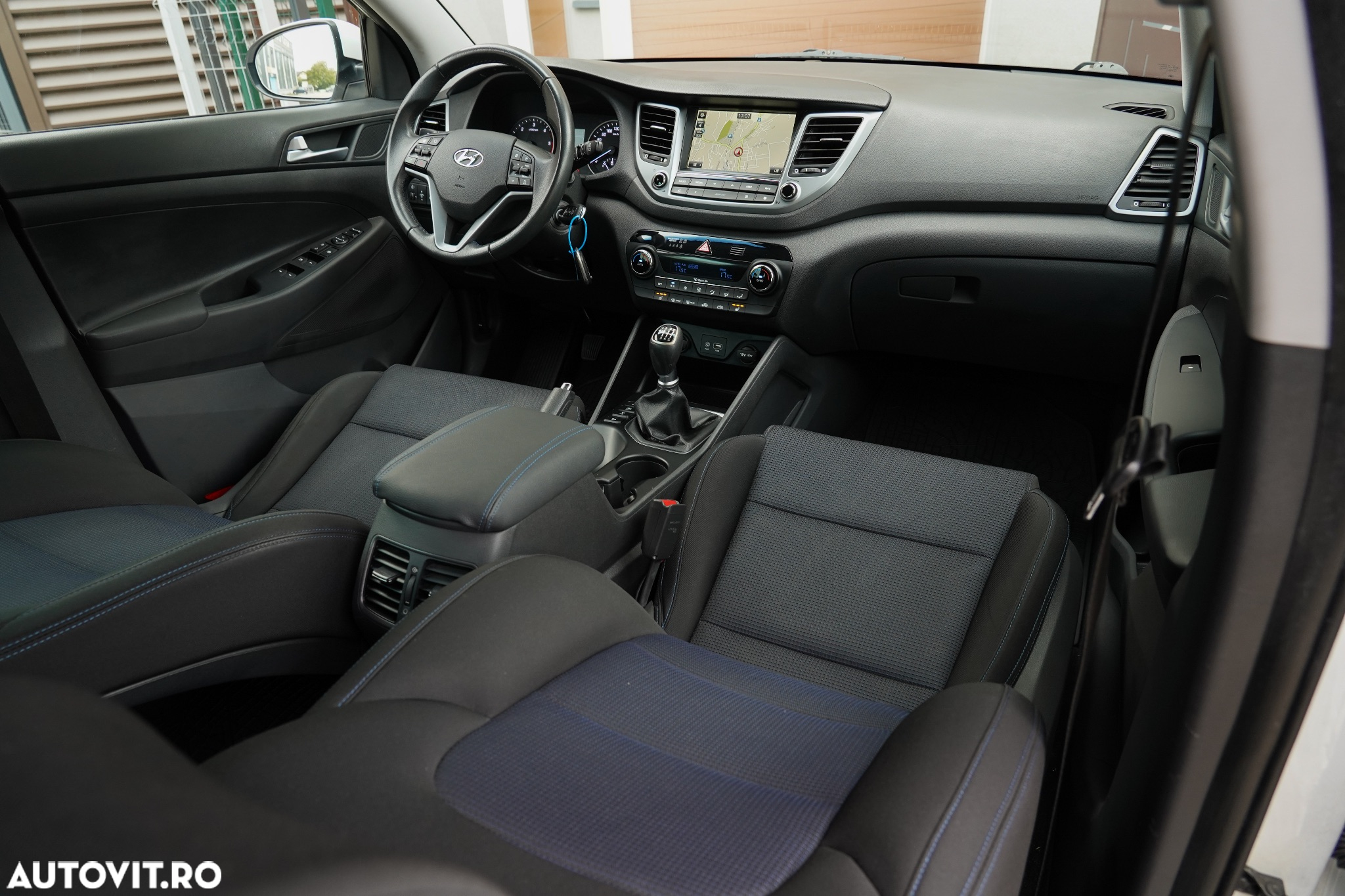 Hyundai Tucson 2.0 CRDI 4WD Style - 18