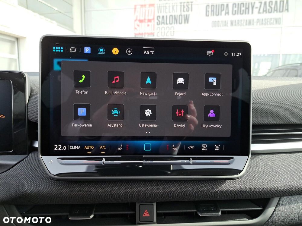 Volkswagen T-Roc 1.5 eTSI Life DSG - 26