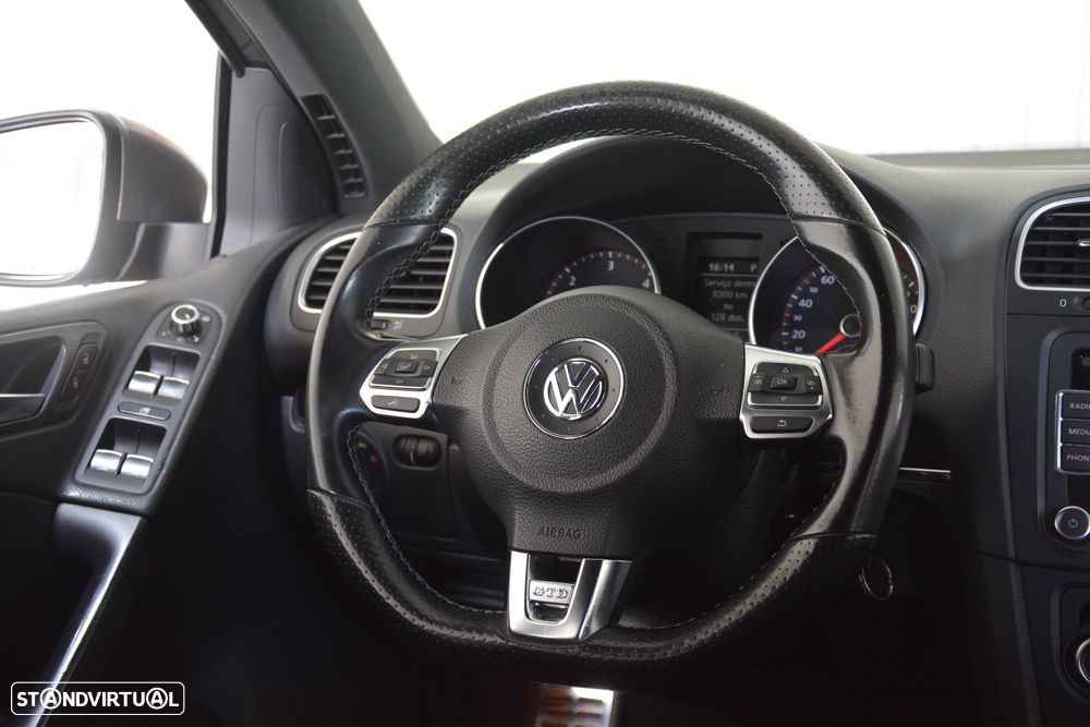 VW Golf 2.0 TDi GTD Pack DSG - 16