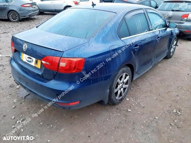 Dezmembrez Volkswagen Jetta IV 2.0 TDI - 3
