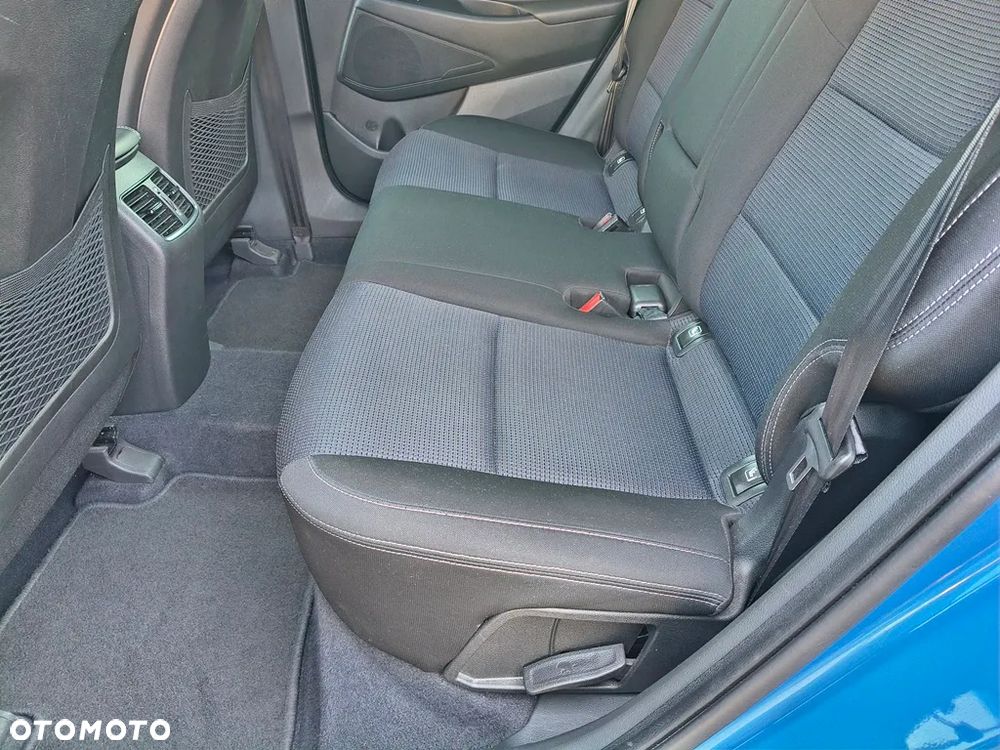 Hyundai Tucson blue 1.6 GDi 2WD Navi - 31