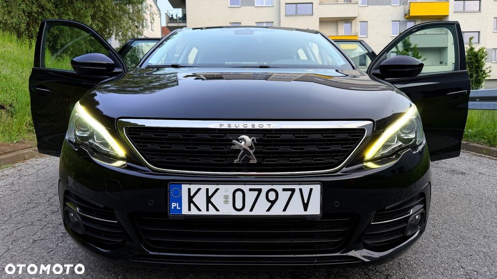 Peugeot 308 PureTech 130 GPF Stop & Start Active Business-Paket - 10