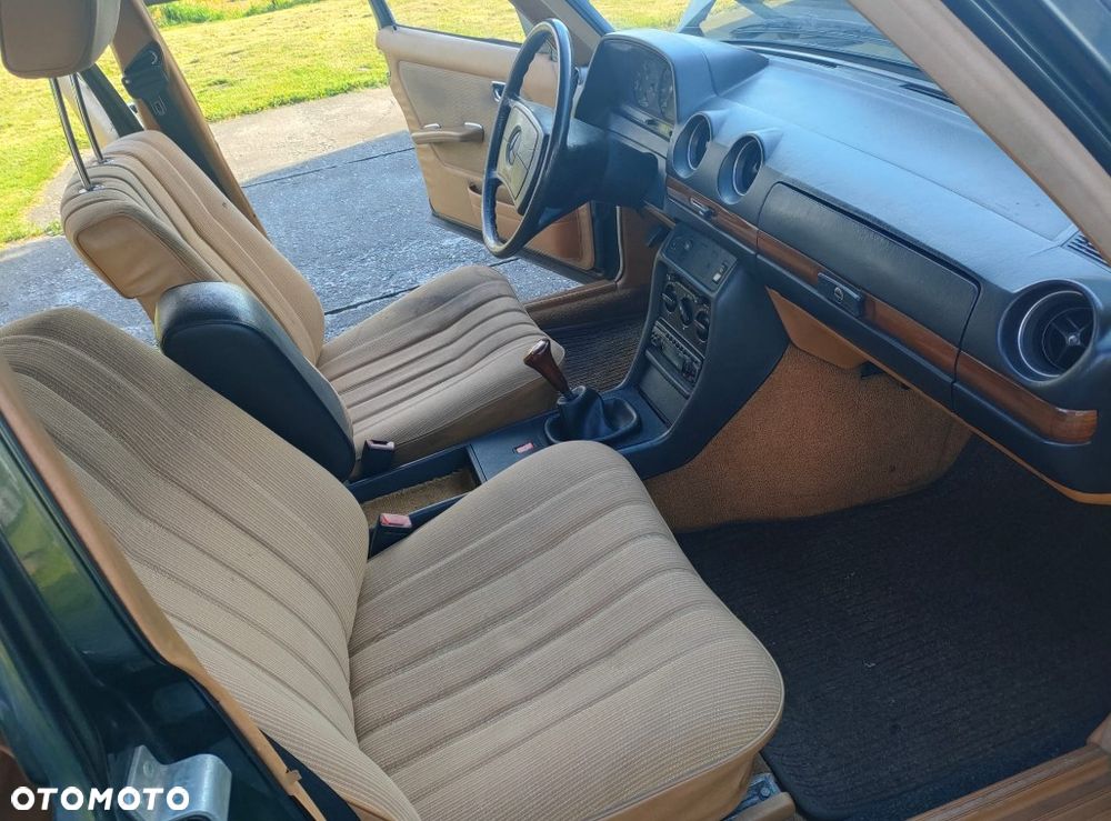 Mercedes-Benz W123 - 5