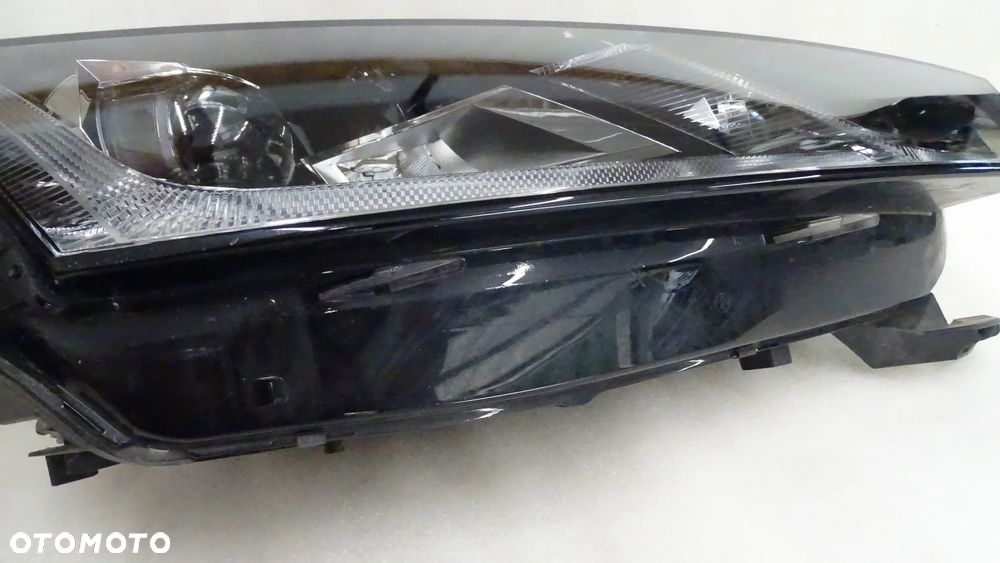 SKODA OCTAVIA IV 5E4 FULL LED - lampa przednia prawa - 7