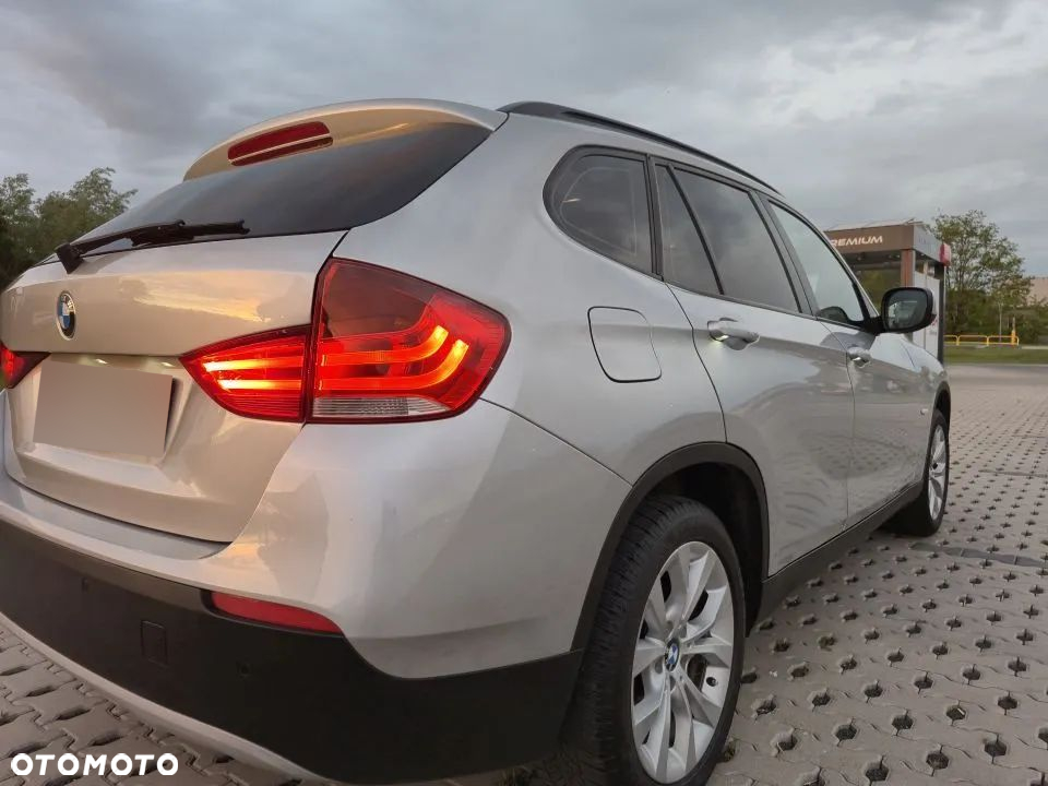 BMW X1 xDrive20d - 16