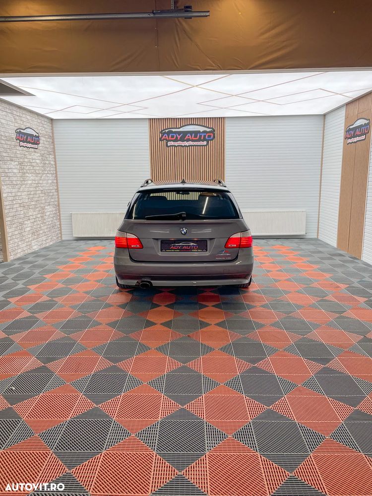 BMW Seria 5 520d Touring - 6