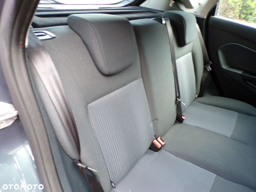Ford Fiesta - 20
