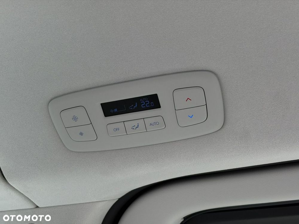 Hyundai Staria - 26