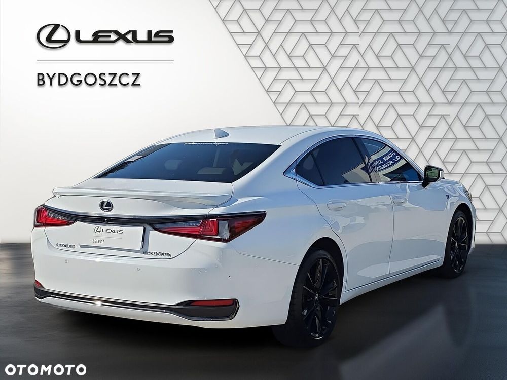 Lexus ES 300h F Sport Design - 5