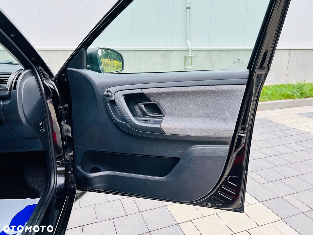 Skoda Fabia 1.2 HTP COOL EDITION - 28