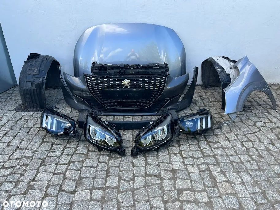 PEUGEOT 208 II ZWYKŁA LAMPA PRAWA REFLEKTOR - 1