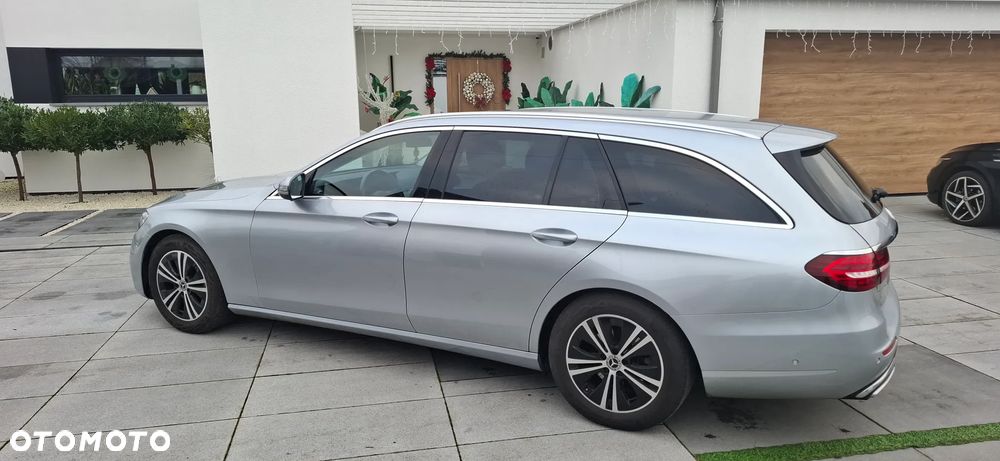 Mercedes-Benz Klasa E 200 d Business Edition 9G-TRONIC - 4