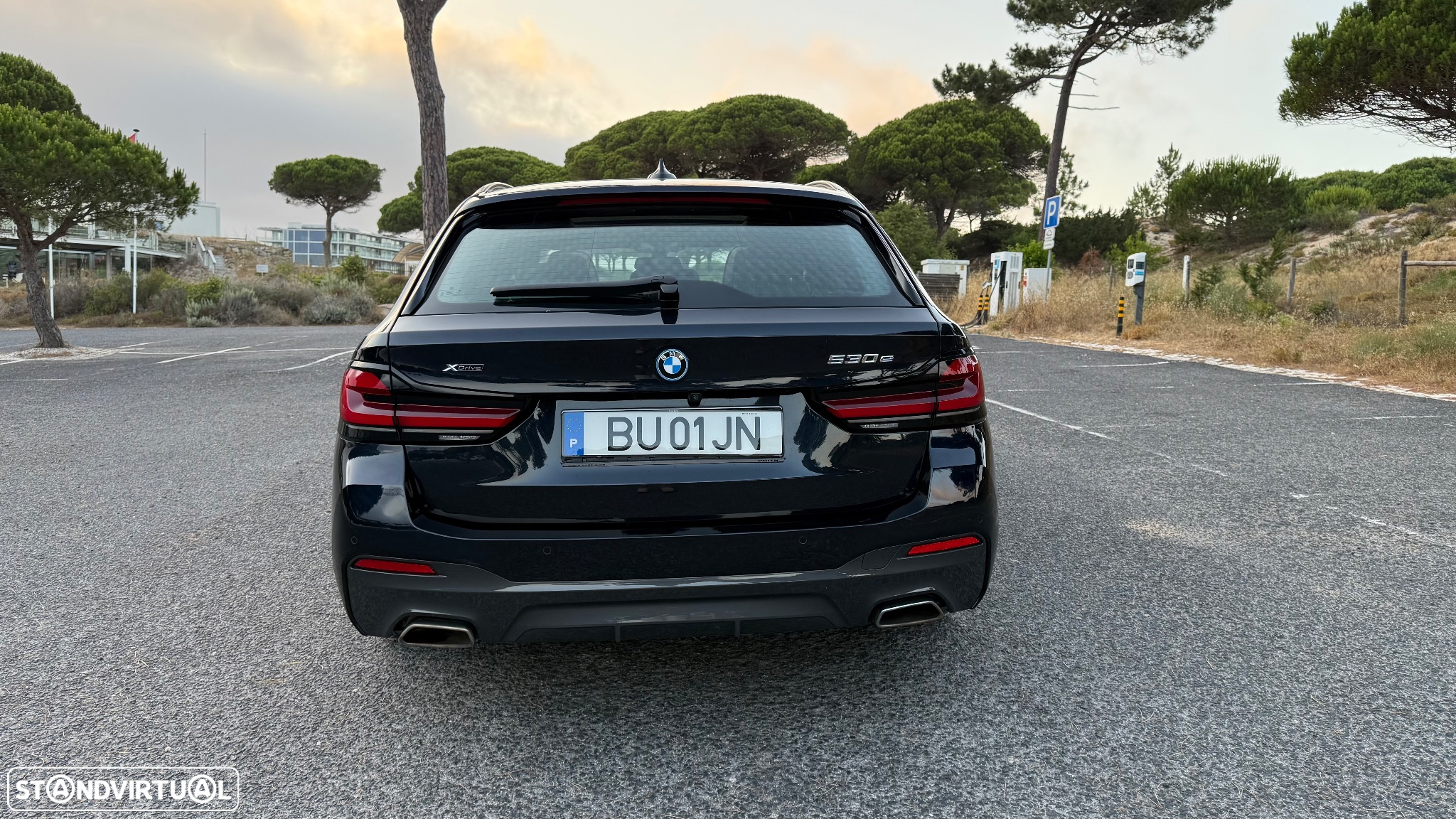 BMW 530 e Pack Desportivo M - 5