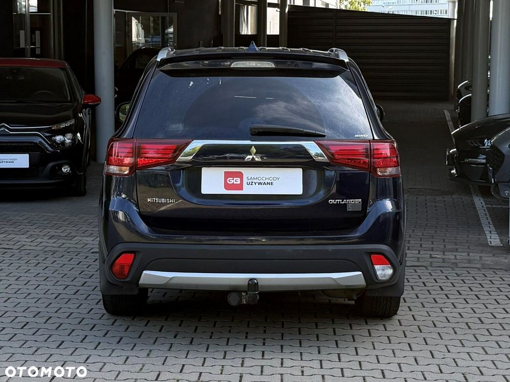 Mitsubishi Outlander 2.0 Intense Comfort 4WD CVT - 8