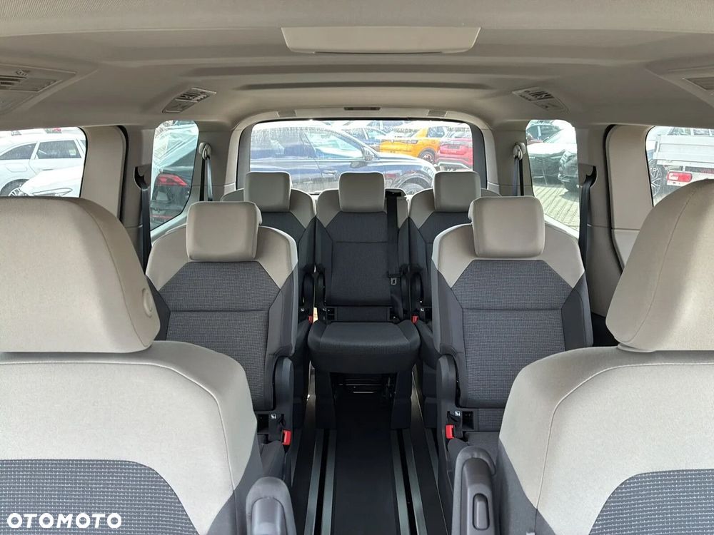Volkswagen multivan BASIC FAMILY 2.0TDI 150 KM długi r.o. (L2) - 20