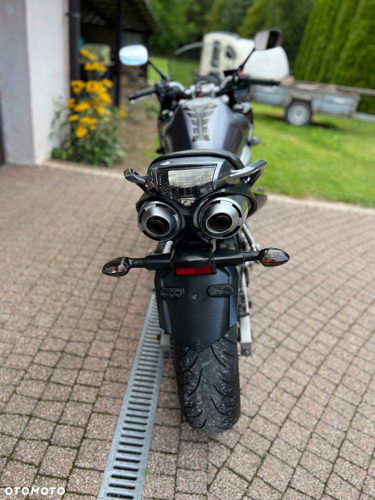 Yamaha FZ6 - 11