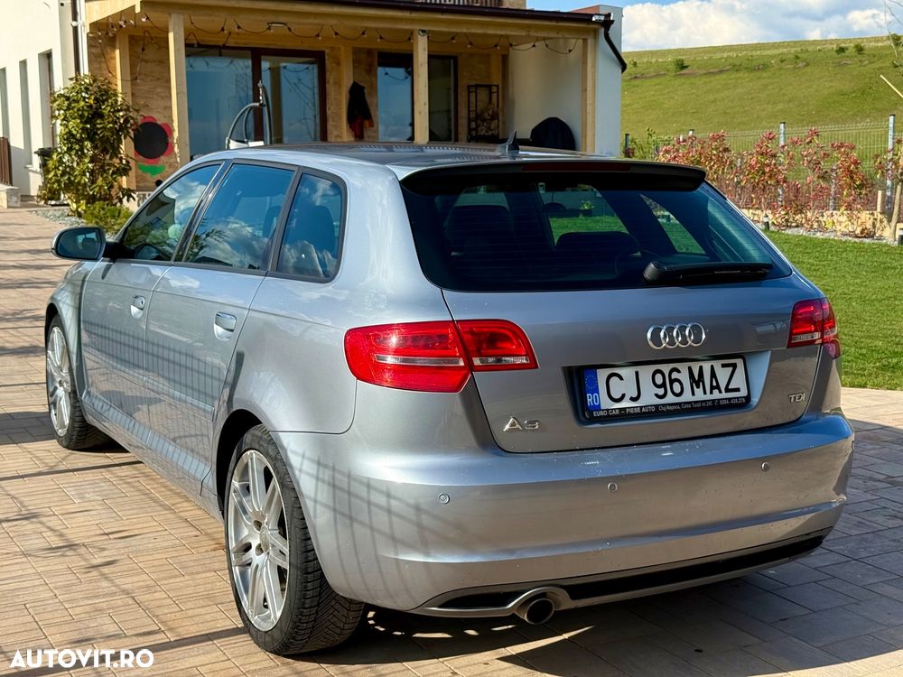Audi A3 2.0 TDI ack DPF S line Sportpaket (plus) - 4