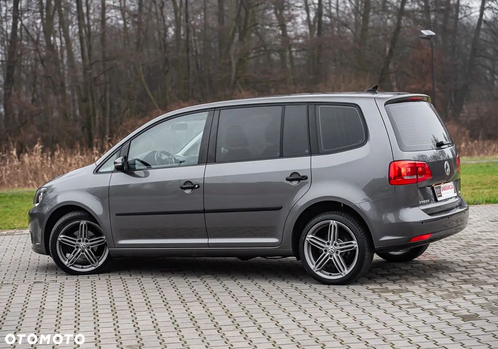 Volkswagen Touran 1.6 TDI DPF BlueMotion Technology Comfortline - 10