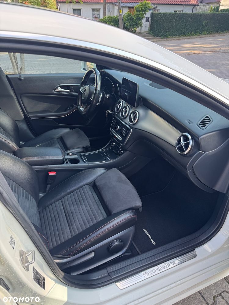 Mercedes-Benz CLA 200 7G-DCT AMG Line - 9