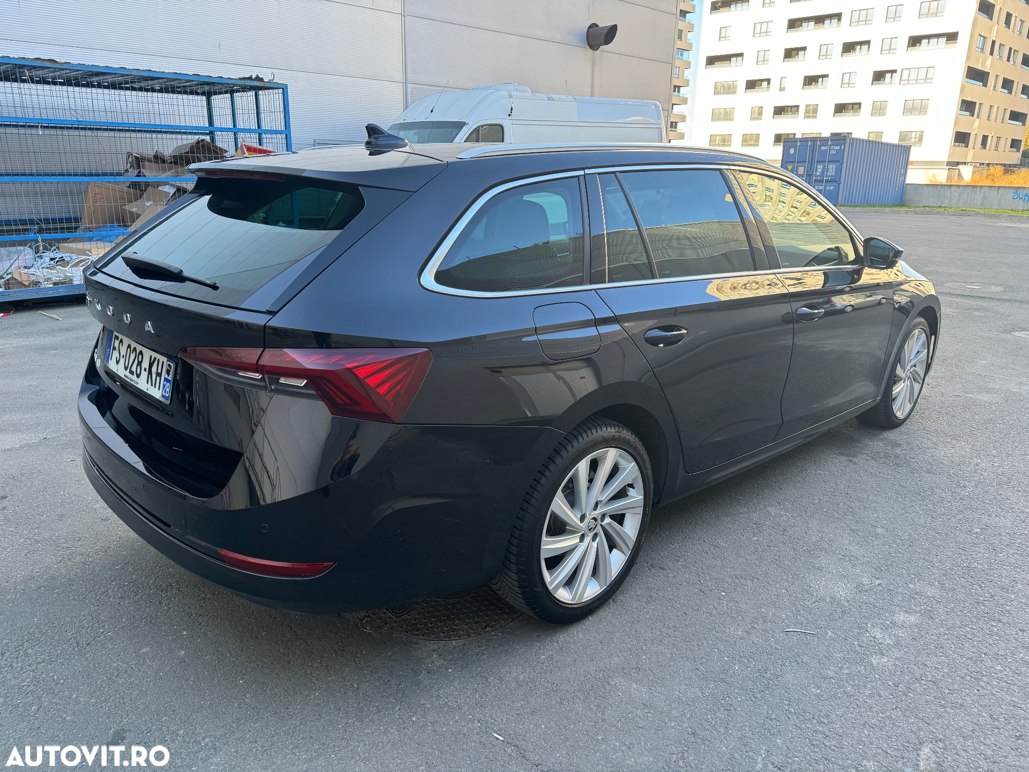 Skoda Octavia Combi Diesel 2.0 TDI DSG Ambition - 3