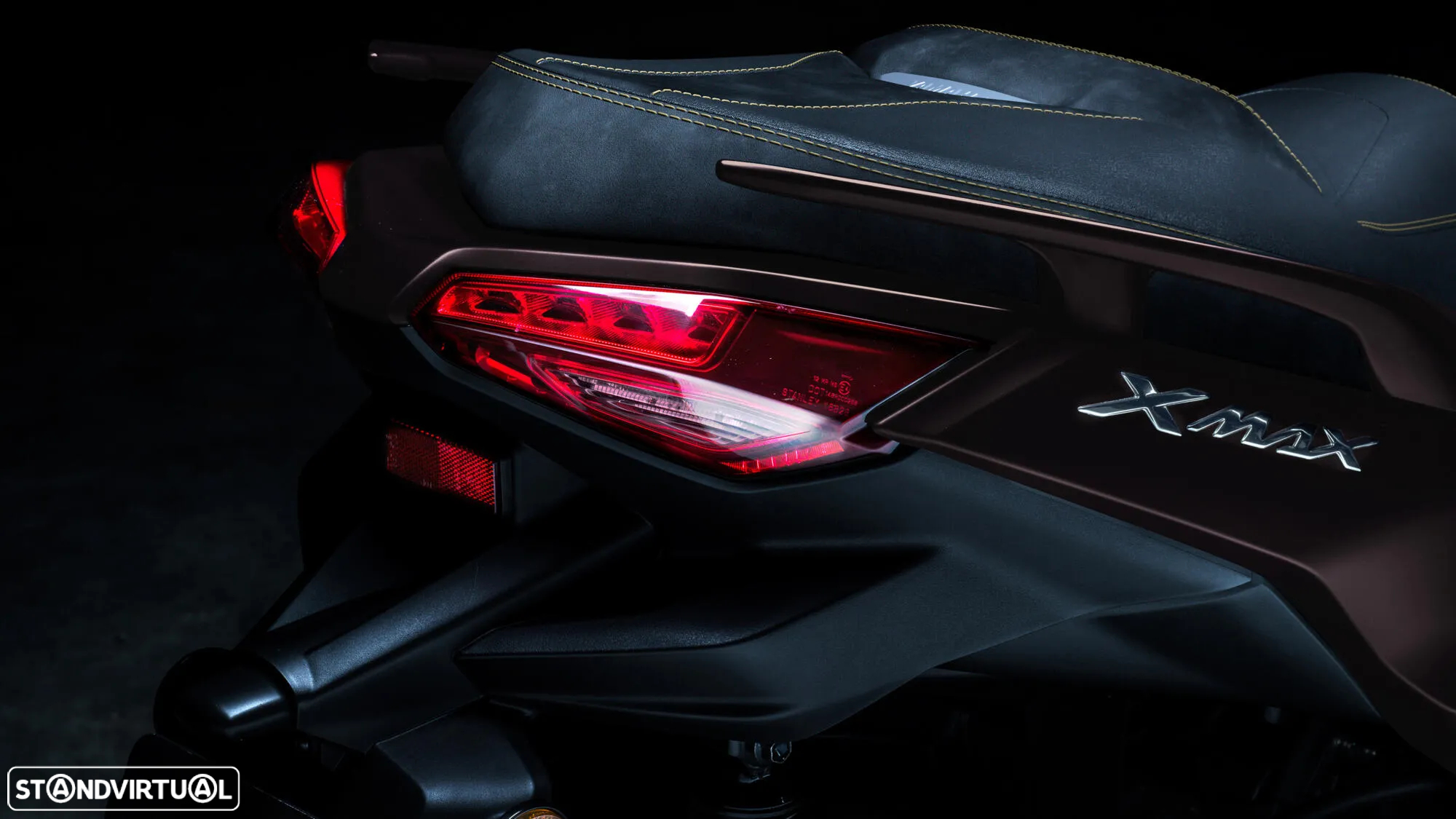 Yamaha X-Max 300 Tech Max - 24
