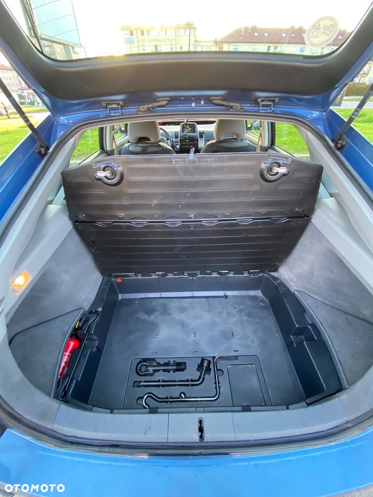 Toyota Prius 1.5 VVT-i Sol - 16