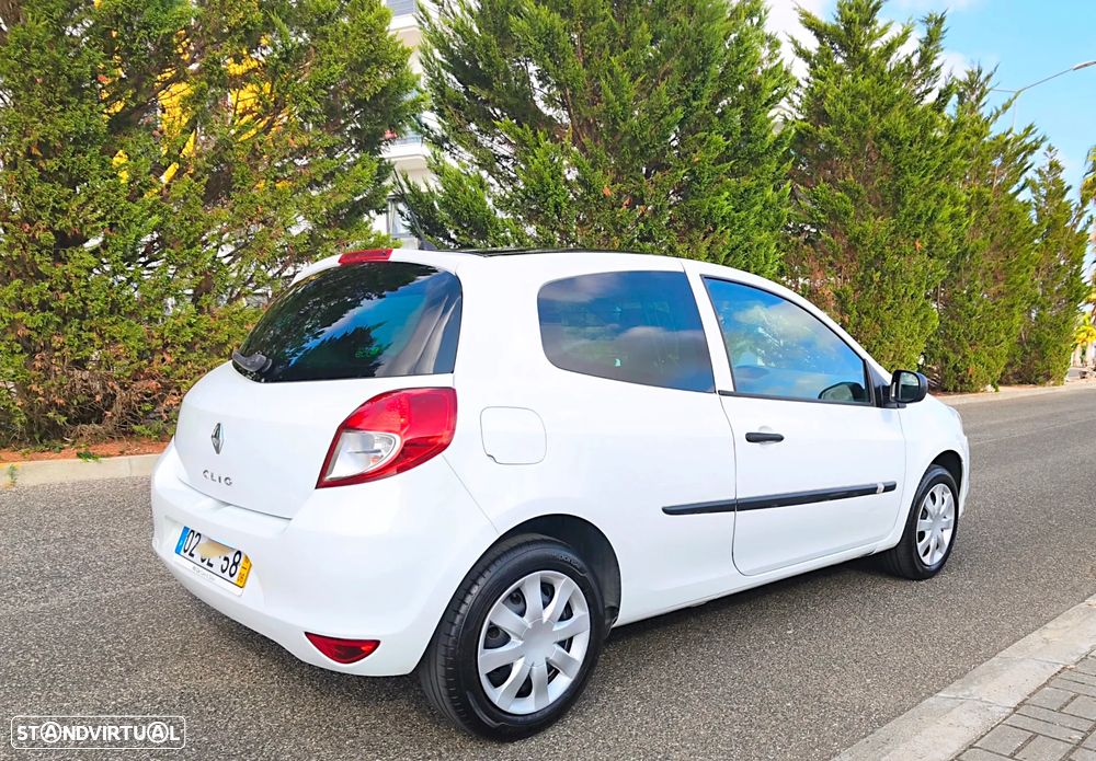 Renault Clio 1.5 dCi Confort - 4