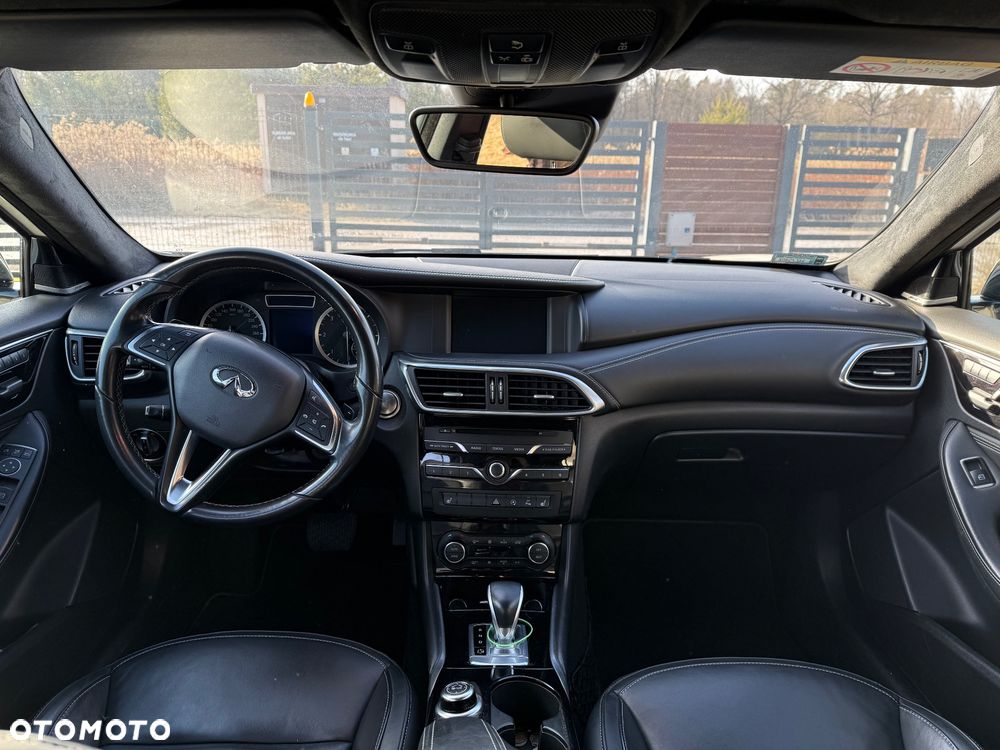 Infiniti Q30 2.2d Premium Tech AWD 7DCT - 7