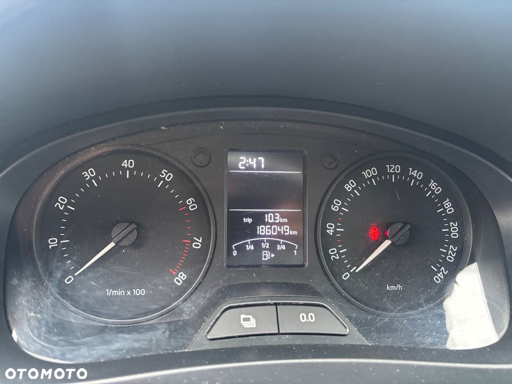 Skoda RAPID 1.2 Active - 11